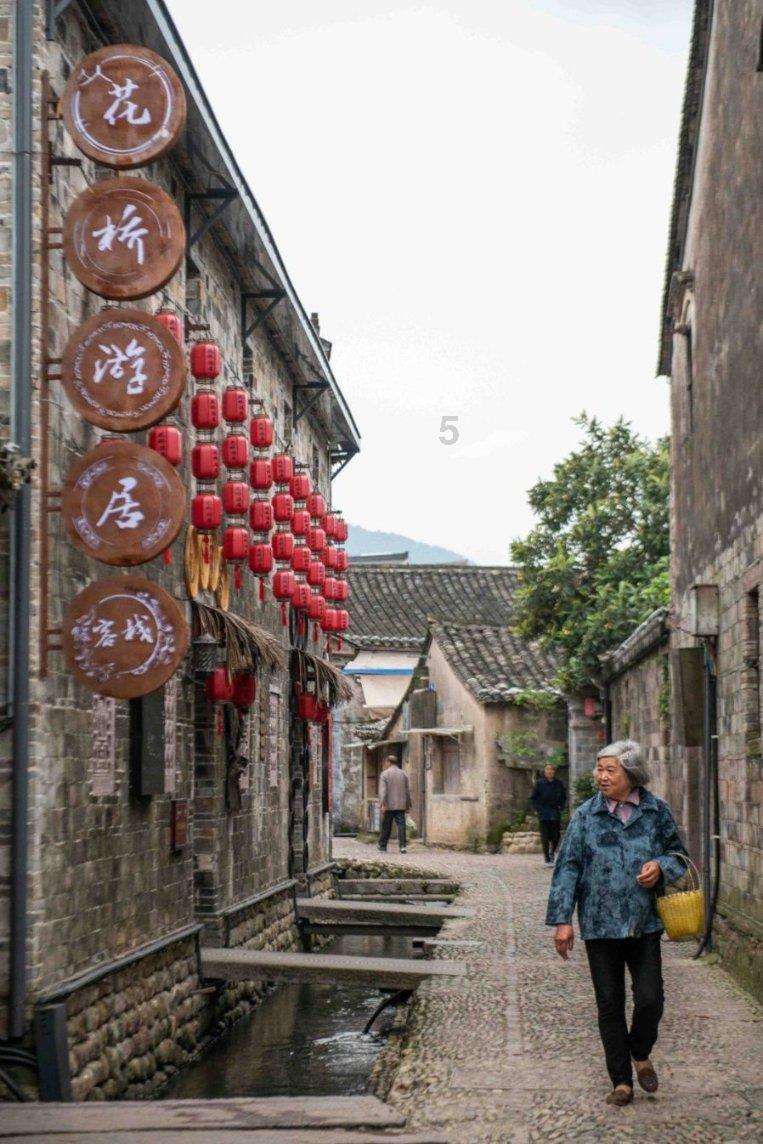 探索吉鹿力问答社区,发现更多有趣问答